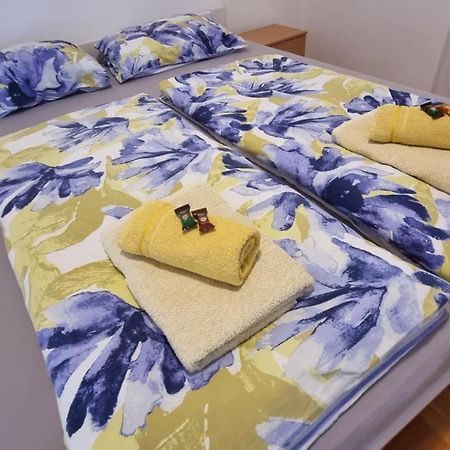 Guest House Jasmin Rovinj Exterior photo
