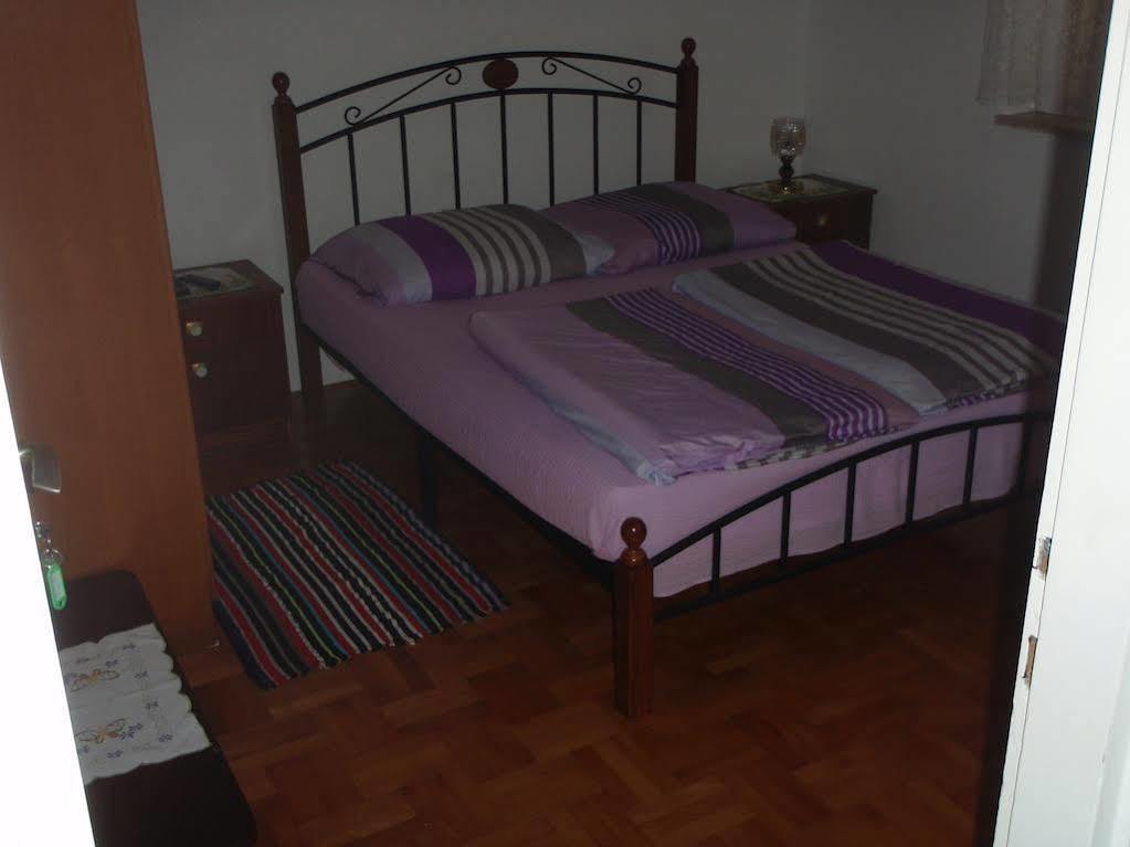 Guest House Jasmin Rovinj Exterior photo