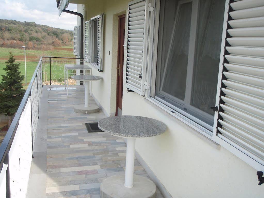 Guest House Jasmin Rovinj Exterior photo