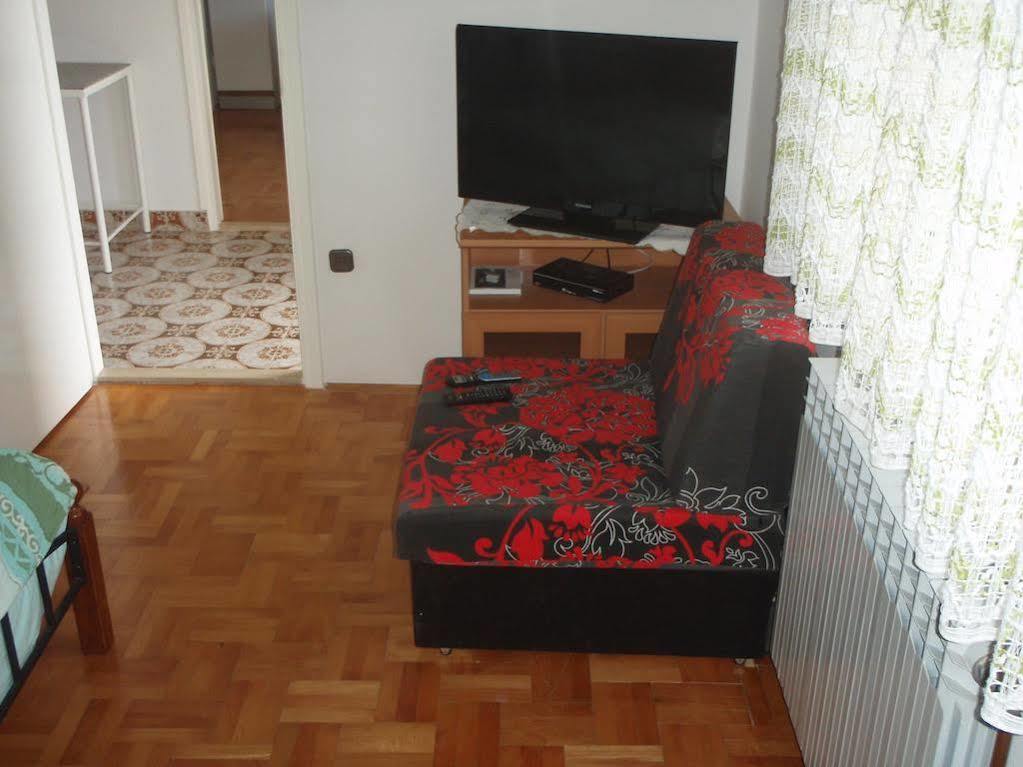 Guest House Jasmin Rovinj Exterior photo